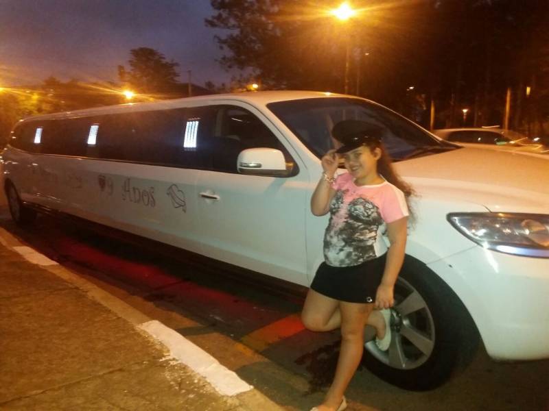 Aluguel de Limousine de Festa 39626 no Jardim Flórida Paulista - Limousine para Festa em São Caetano