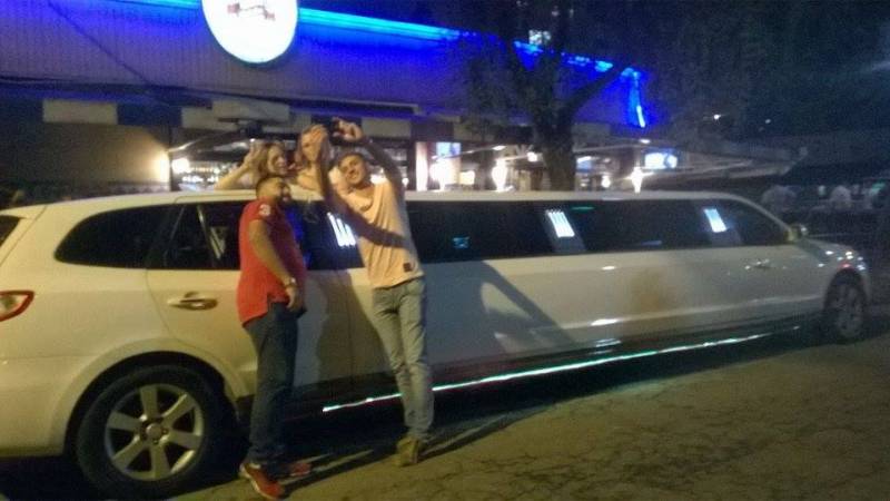 Aluguel de Limousine de Festa em Nova Aliança - Limousine para Festa no ABC