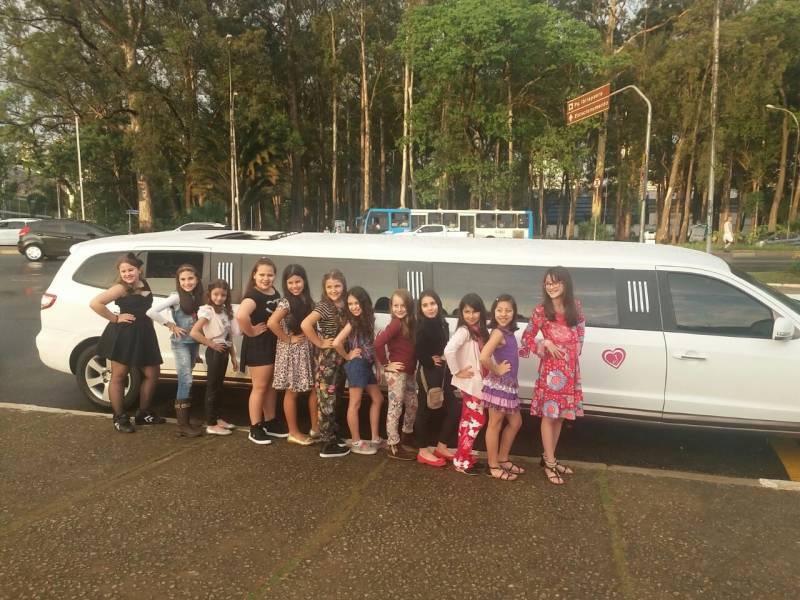 Aluguel de Limousine de Festa Quanto Custa 64462 na Vila Miranda - Limousine para Festa em São Caetano