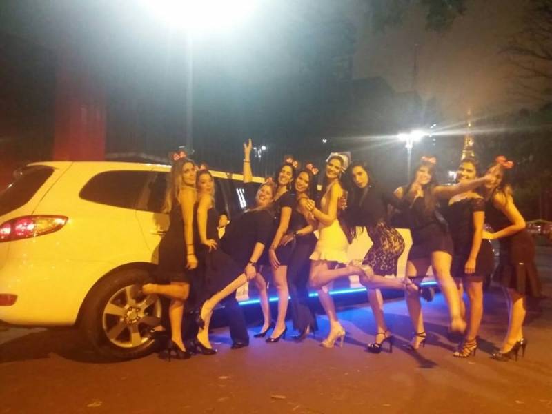 Aluguel de Limousine em São Paulo Preço no Jardim Novo Horizonte - Locação de Limousine para Festa