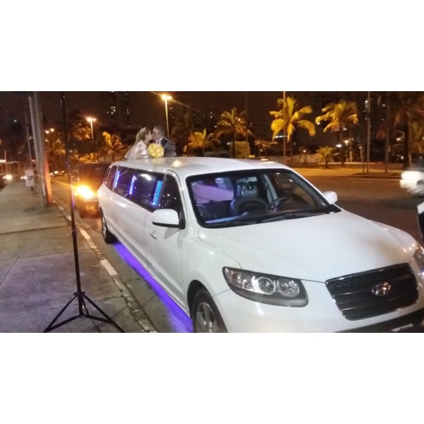 Aluguel de Limousine para Casamento Valor Acessível na Chácara Biracuja-Guará - Limousine para Casamento SP Preço