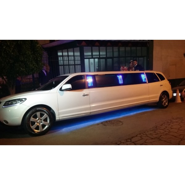 Aluguel de Limousine para Casamento Valor Acessível na Vila Aurea - Limousine para Casamento Preço