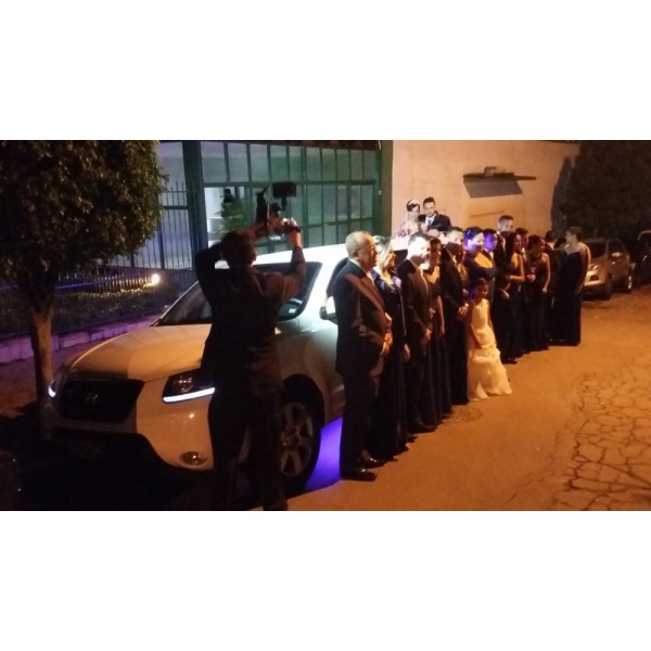 Aluguel de Limousine para Casamento Valor na Vila Henrique - Limousine Preta para Casamento