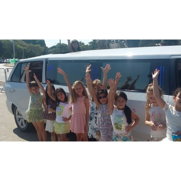 Aluguel de Limousine para Eventos Preço Baixo em Caiabu - Limousine para Eventos na Zona Leste