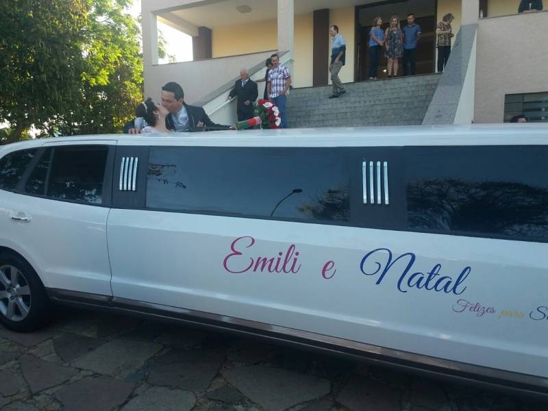 Aluguel de Limousine para Festa Sp Onde Encontro no Conjunto Araucária - Aluguel de Limousine para Festa Sp