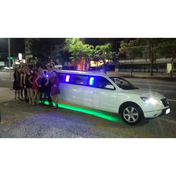 Aluguel de Limousines Preço na Chácara Figueira Grande - Aluguel de Limousine