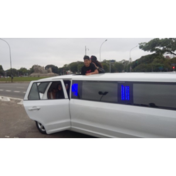 Aluguel de uma Limousine em Boaçava - Aluguel de Limousine Preço