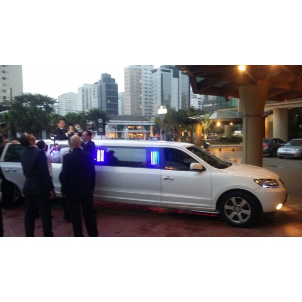 Aluguel Limousine Menor Preço em Cajati - Aluguel de Limousines