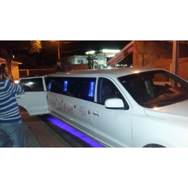 Aniversário em Limousine Melhor Preço na Vila Pirajussara - Limousine para Aniversário