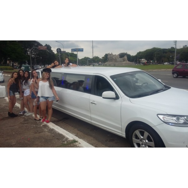 Aniversário em Limousine Menor Preço no Conjunto Promorar Rio Claro - Limousine para Festas de Aniversário