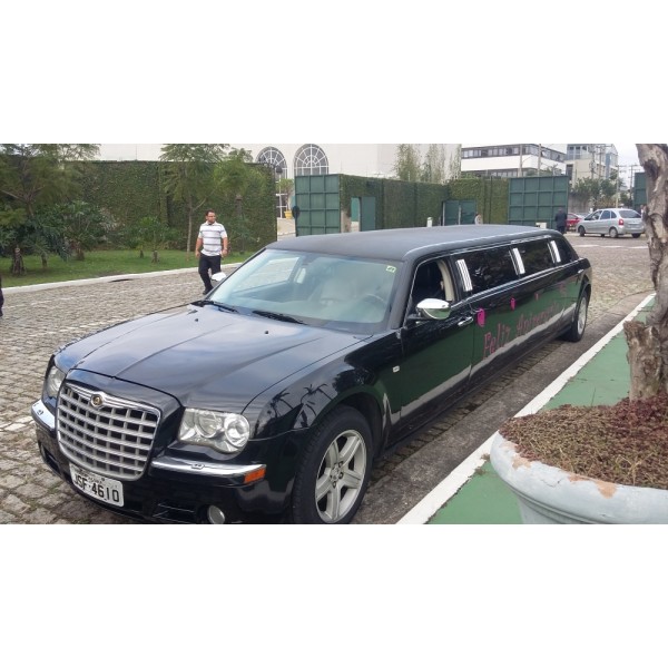 Aniversário em Limousine Onde Encontrar na Luxemburgo - Limousine para Aniversário em Santo André