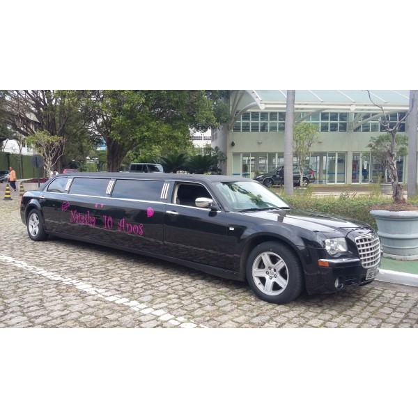 Aniversário em Limousine Preço Acessível em Taiaçu - Limousine para Aniversário em São Paulo