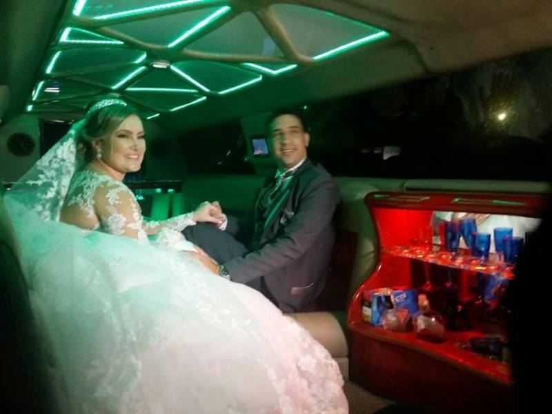 Aniversário Infantil na Limousine Preço em Novais - Locação de Limousine para Festa