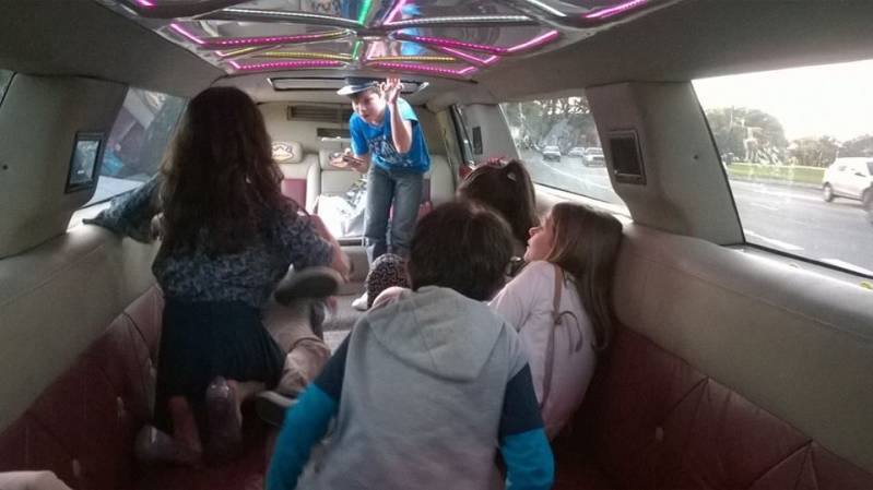 Aniversário Infantil na Limousine Preço na Vila Araguaia - Aluguel de Limousine para Festa Preço