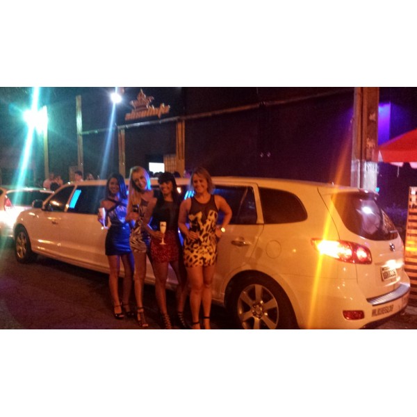 Comprar Limousine de Luxo Preço Acessível em Ribeirão dos Índios - Comprar Limousine em Guarulhos