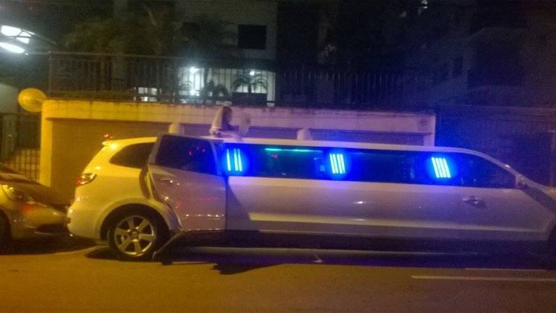 Empresa de Limousine para Festas Contratar no Recanto Campo Belo - Aluguel de Limousine para Festa Preço