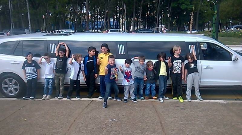 Empresa de Limousine para Festas em Jandira - Festa Infantil Limousine Sp Preço