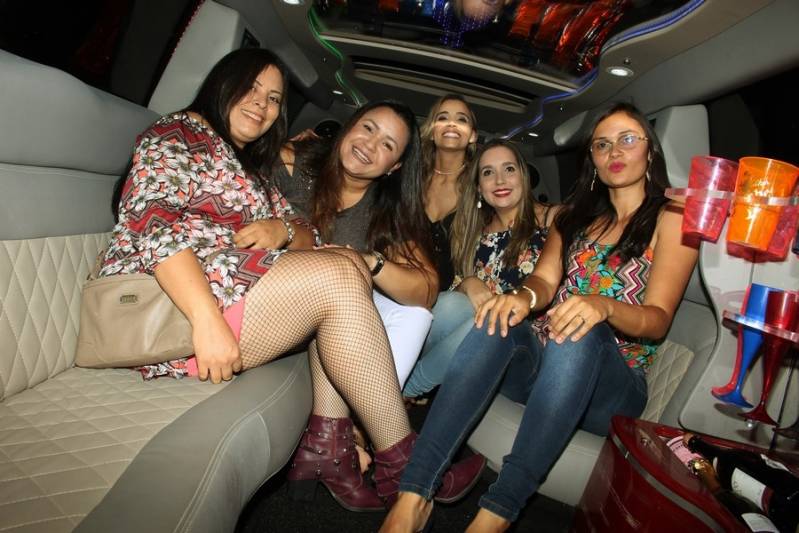 Empresa de Locação de Limousine para Festa Cariacica - Aluguel de Limousines para Festa