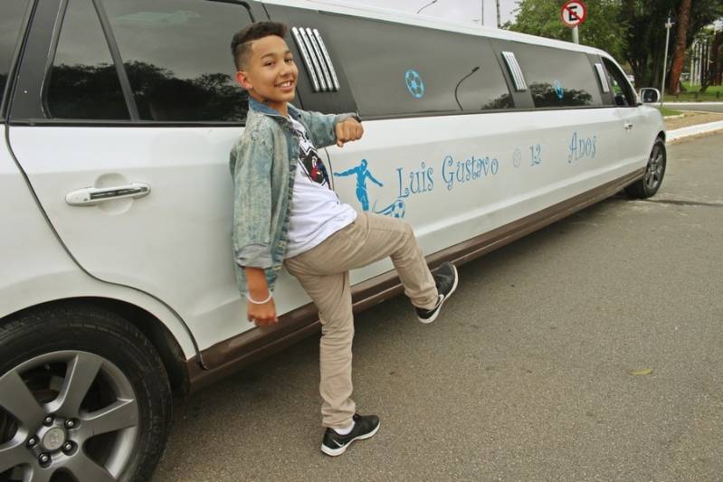 Empresa de Locação de Limousine para Festa Infantil Blumenau - Loja de Limousine de Festas