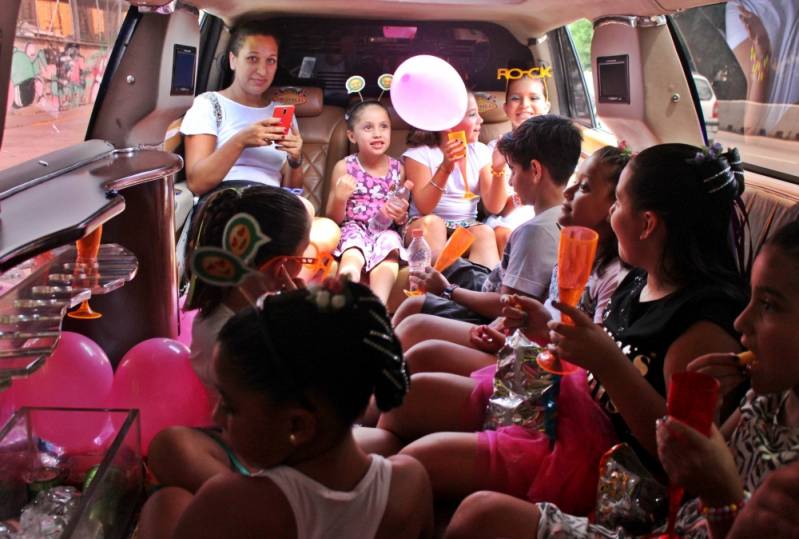 Empresa de Locação Limousine para Casamento Vila Damasceno - Locação Limousine Branca para Casamento