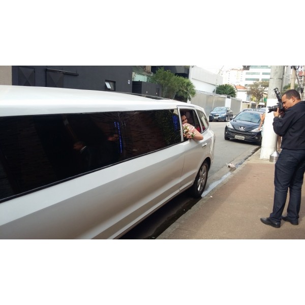 Fábrica de Limousines Onde Contratar em Pedranópolis - Fábrica de Limousine em São Caetano