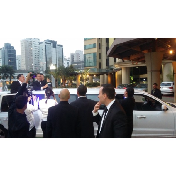 Fábrica Limousine Onde Contratar no Jardim Cachoeira - Fábrica de Limousine