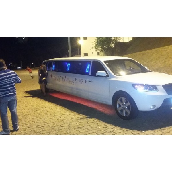 Festa de Aniversário em Limousine Onde Encontrar em Cerquilho - Limousine para Aniversário no ABC