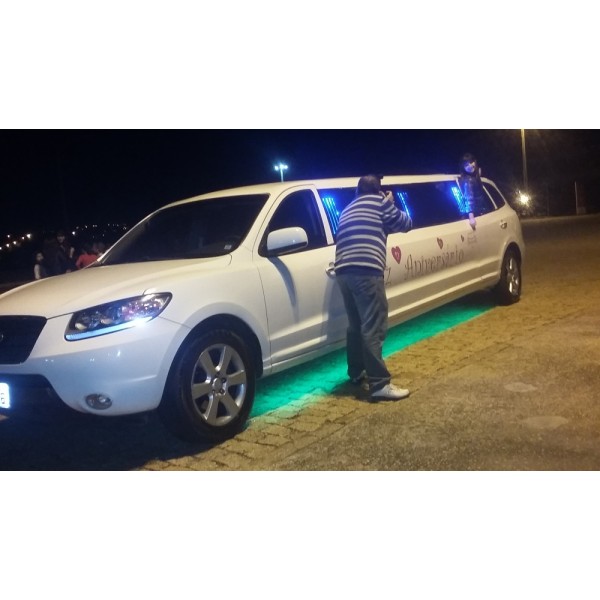 Festa de Aniversário em Limousine Onde Encontrar no Jardim Alexandrina Pereira - Limousine para Aniversário em São Caetano