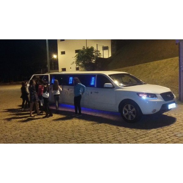 Festa de Aniversário em Limousine Onde Localizar no Jardim Vista Linda - Limousine para Aniversário em São Caetano