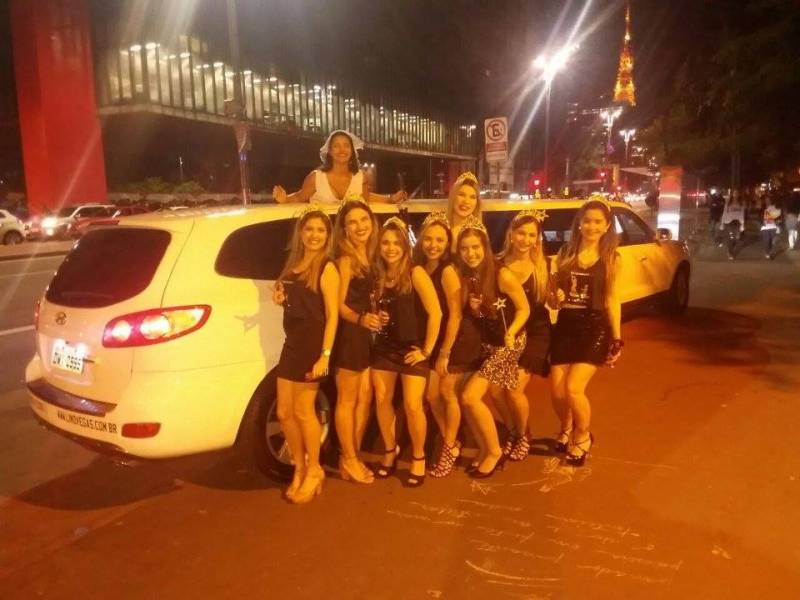 Festa de Aniversário na Limousine Preço na Cidade Dutra - Limousine para Festa Infantil Sp