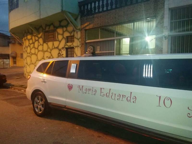 Festa de Aniversário na Limousine Quanto Custa na Vila Antonina - Limousine para Festa em Barueri