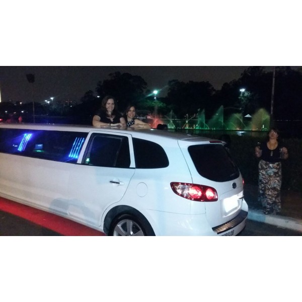 Limousine Comprar Onde Localizar na Vila Alzira - Limousine de Luxo Preço