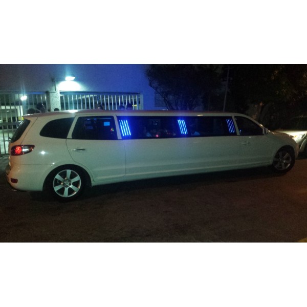 Limousine Comprar Valor Acessível na Havaí - Comprar Limousine em Curitiba