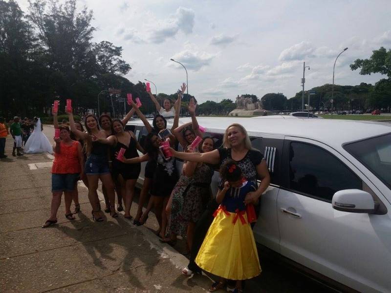 Limousine de Festa para Alugar Preço no Parque Vitória - Limousine para Festa em Santo André