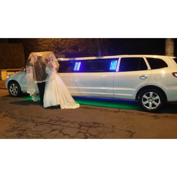 Limousine de Luxo a Venda Valor Acessível na Vila Rio Branco - Limousine Venda