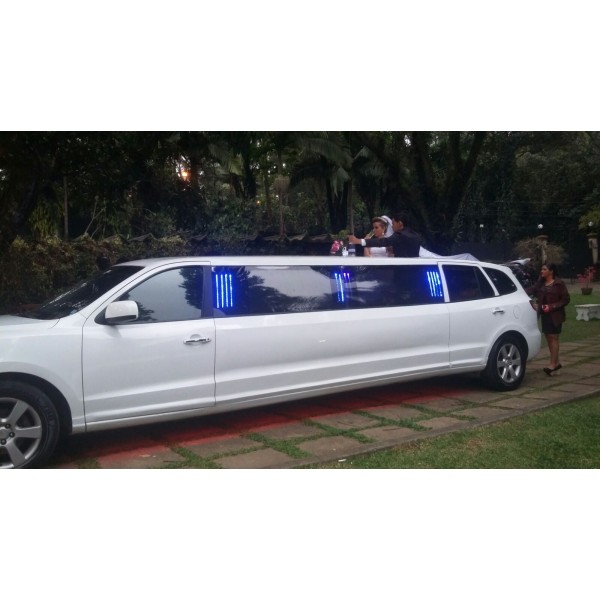 Limousine de Luxo Menor Preço na Vila Júlio - Comprar Limousine de Luxo