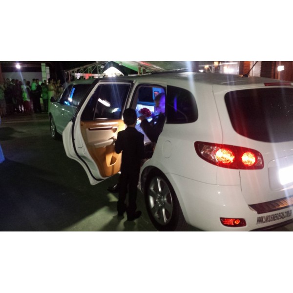 Limousine de Luxo Onde Encontrar em Dolcinópolis - Comprar Limousine Preta