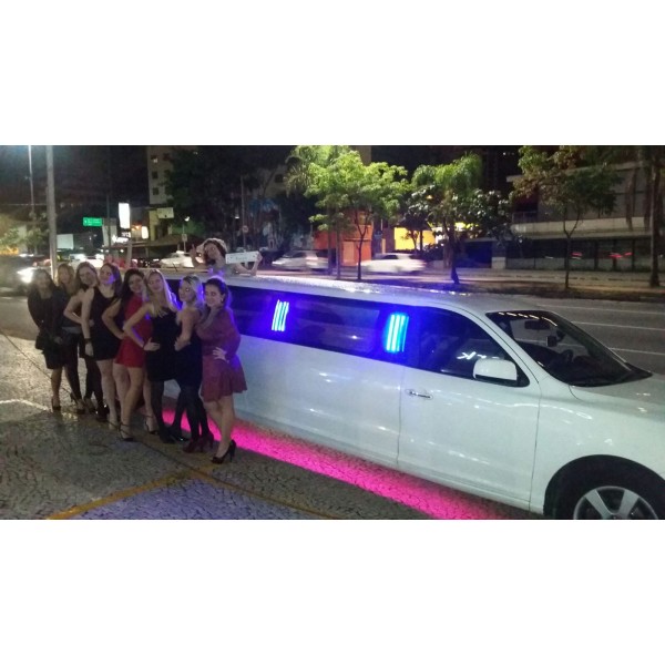 Limousine Eventos Onde Localizar na Vila Ribeiro de Barros - Aluguel de Limousine para Eventos