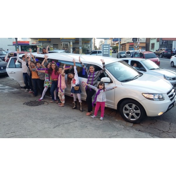Limousine para Aniversário Infantil Preço  em Cariacica - Limousine para Aniversário na Zona Oeste