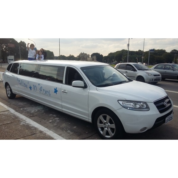 Limousine para Aniversário Onde Contratar na Zona Norte - Festa de Aniversário em Limousine