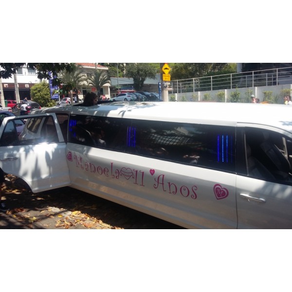 Limousine para Aniversário Preço Baixo na Vila Siciliano - Aniversário em Limousine