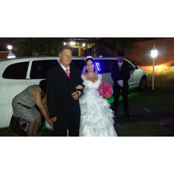 Limousine para Casamento Preço Acessível em Ilha Solteira - Empresa de Limousine para Casamento