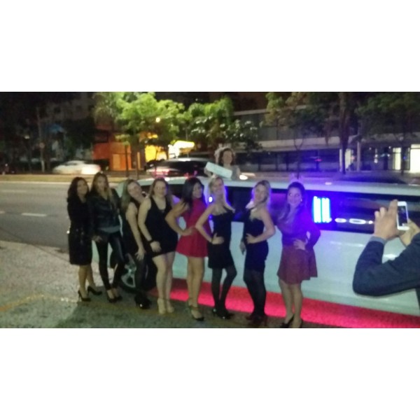 Limousine para Eventos Preço Acessível na Vila Bandeirantes - Limousine para Eventos em SP