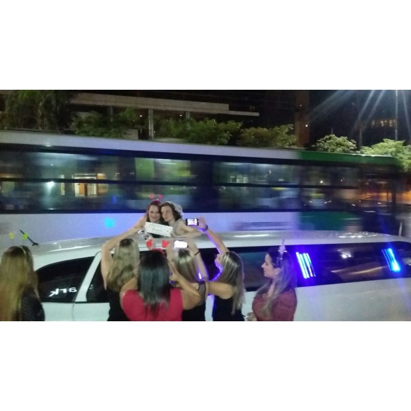 Limousine para Eventos Quanto Custa na Fazenda Itaim - Limousine para Eventos em Barueri