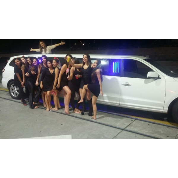 Limousine para Eventos Valor na Vila das Belezas - Limousine para Eventos em São Caetano