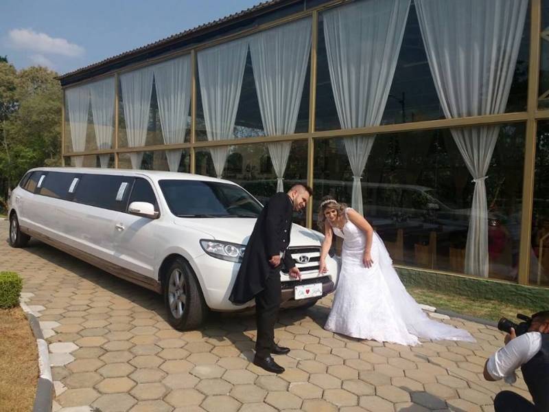 Limousine para Festa de Aluguel Preço no Jardim Leblon - Limousine para Festa na Zona Leste