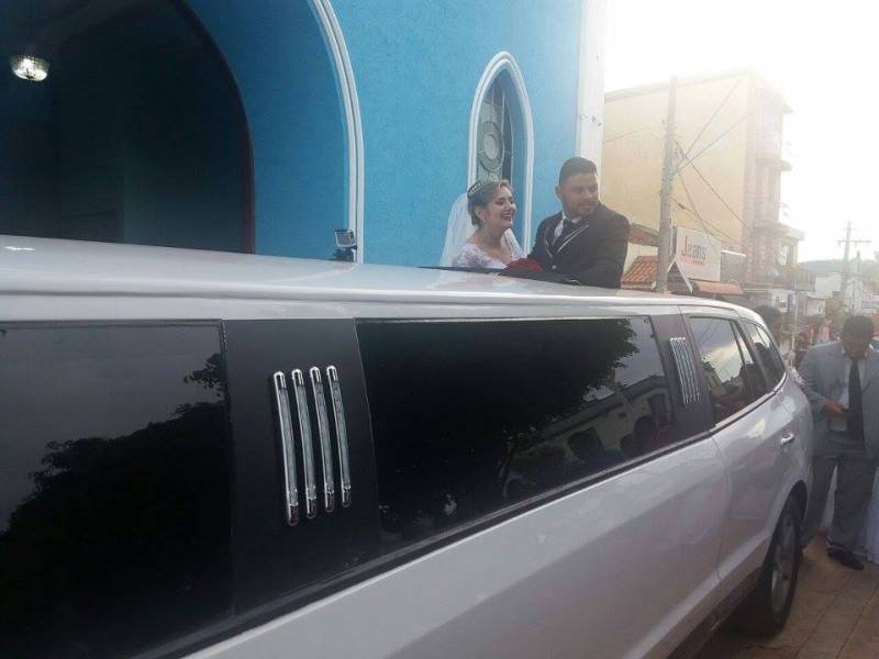 Limousine para Festas e Eventos em SP 65415 na Vila São Geraldo - Limousine para Festa em São Caetano