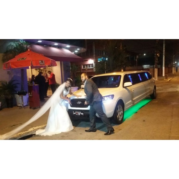 Limousine para Noiva Preço em Aramina - Alugar Limousine para Casamento