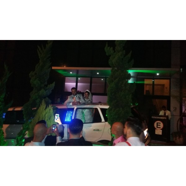 Limousine para Venda Menor Preço na Vila Mangalot - Limousine a Venda em Salvador