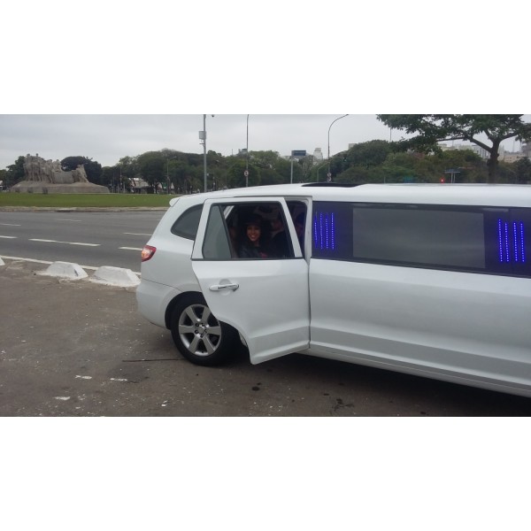 Limousines para Alugar Preço na Vila Iolanda - Aluguel Limousine SP Preço